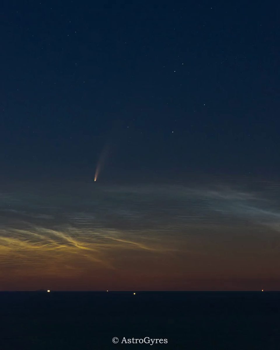 Kometa NEOWISE vychází nad Jaderským mořem